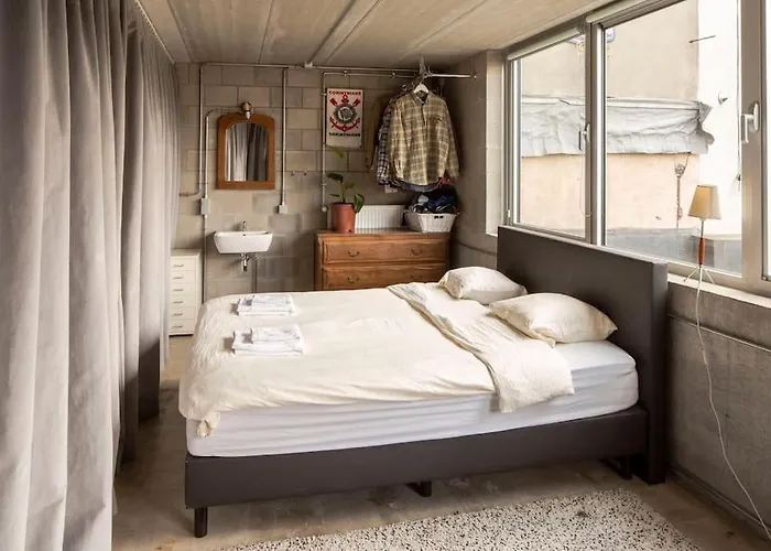 Holiday home Mari's: Multifunctional Shelter With Big Garden