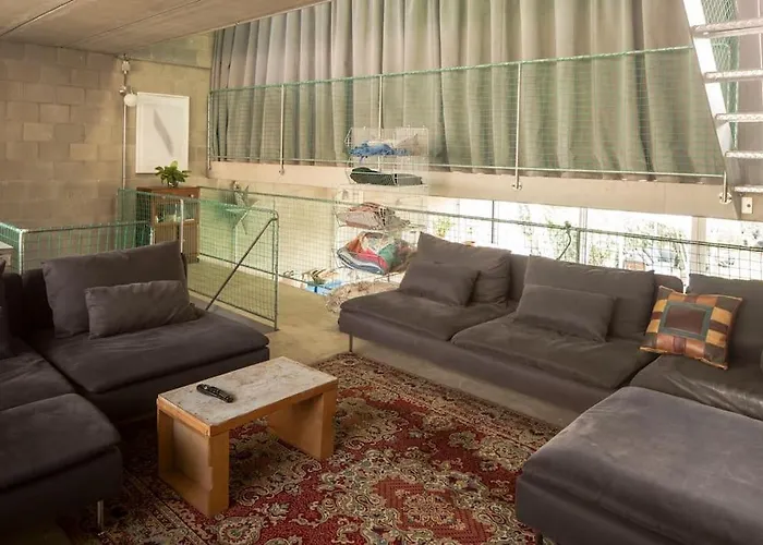 Holiday home Mari's: Multifunctional Shelter With Big Garden *