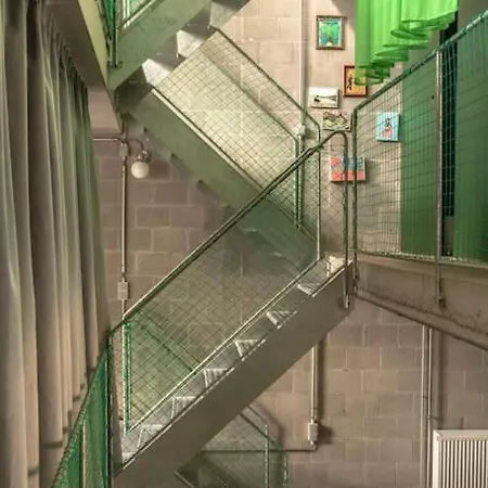 Feriehus Mari's: Multifunctional Shelter With Big Garden *