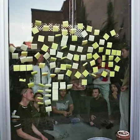 Mari's: Multifunctional Shelter With Big Garden